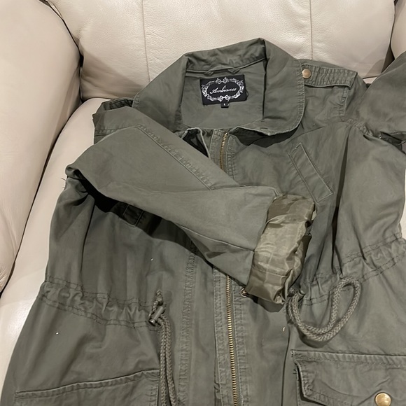Ambiance Utility jacket in OD Green. Size L - Picture 2 of 10